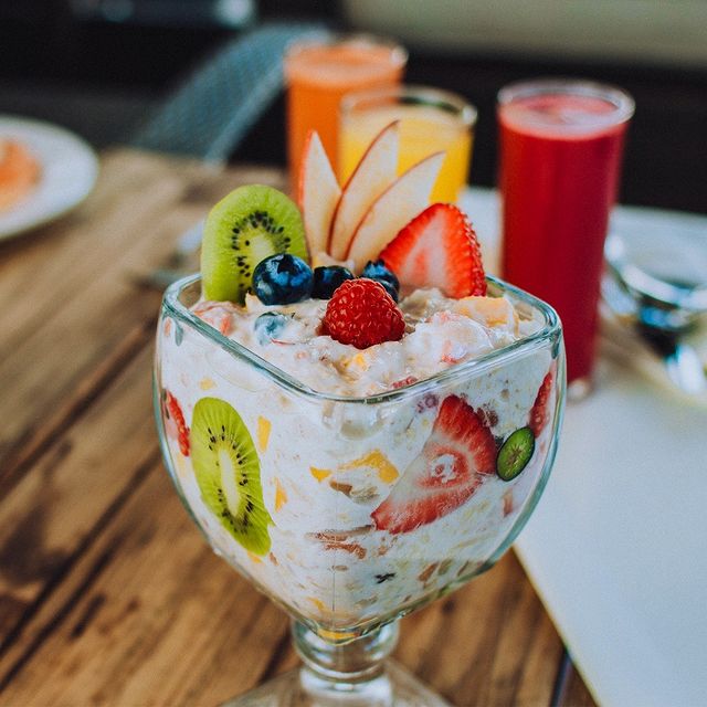 Ven a disfrutar un rico desayuno preparado con los ingredientes más frescos, ...